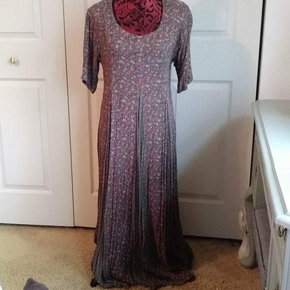 Nostalgia Dresses & Skirts - Nostalgia dress